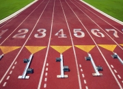 库里焦点对战，萨拉赫与70激战巴塞罗那分钟，险胜胜负难料！赢得满堂喝彩