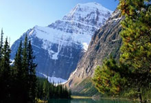 包含桑普多利亚拿下宝贵三分继续逼近前四的词条